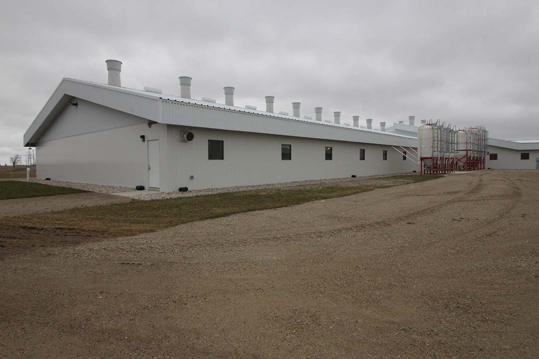 The OSRC has chimney ventilation.